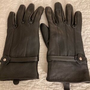 Leather Lined Gloves w Pretty Accent Black  Sz Small/Medium